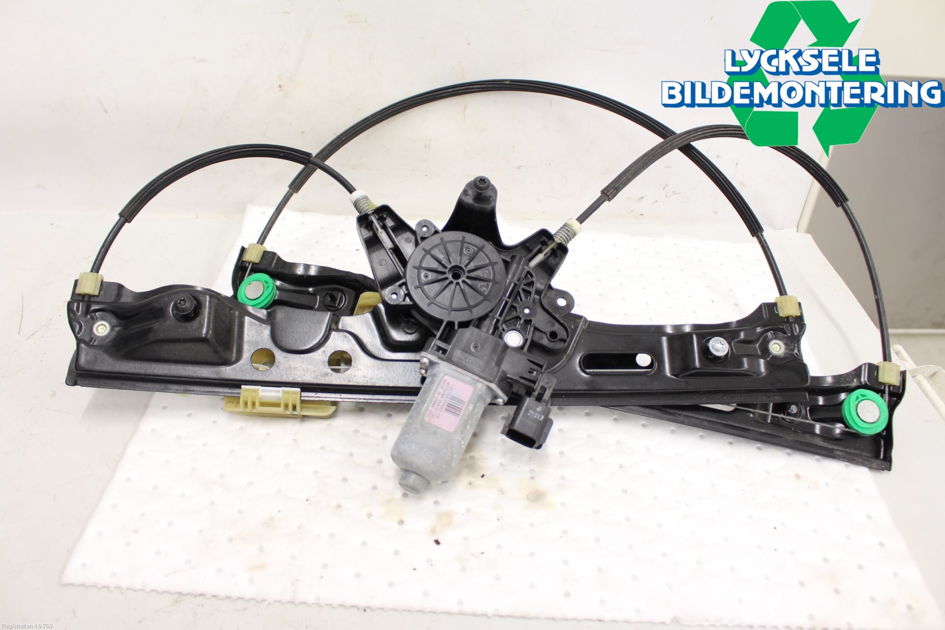 Compa Nâng Hạ Kính Trước Trái Ford Ranger Mã phụ tùng AB392123201CG