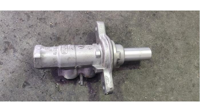 Tổng Phanh Trên (Lỗ 9 - Lỗ 12) Ford Ranger Mã phụ tùng eb3C2004fb