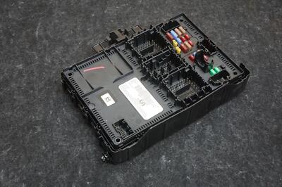 Compa Nâng Hạ Kính Cánh Cửa Trước Phải Ford Laser Mã phụ tùng B25F58560