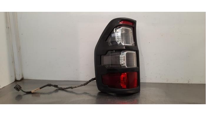 Đèn Hậu Phải Lòng Xám Ford Ranger Mã phụ tùng EB3B13404GA