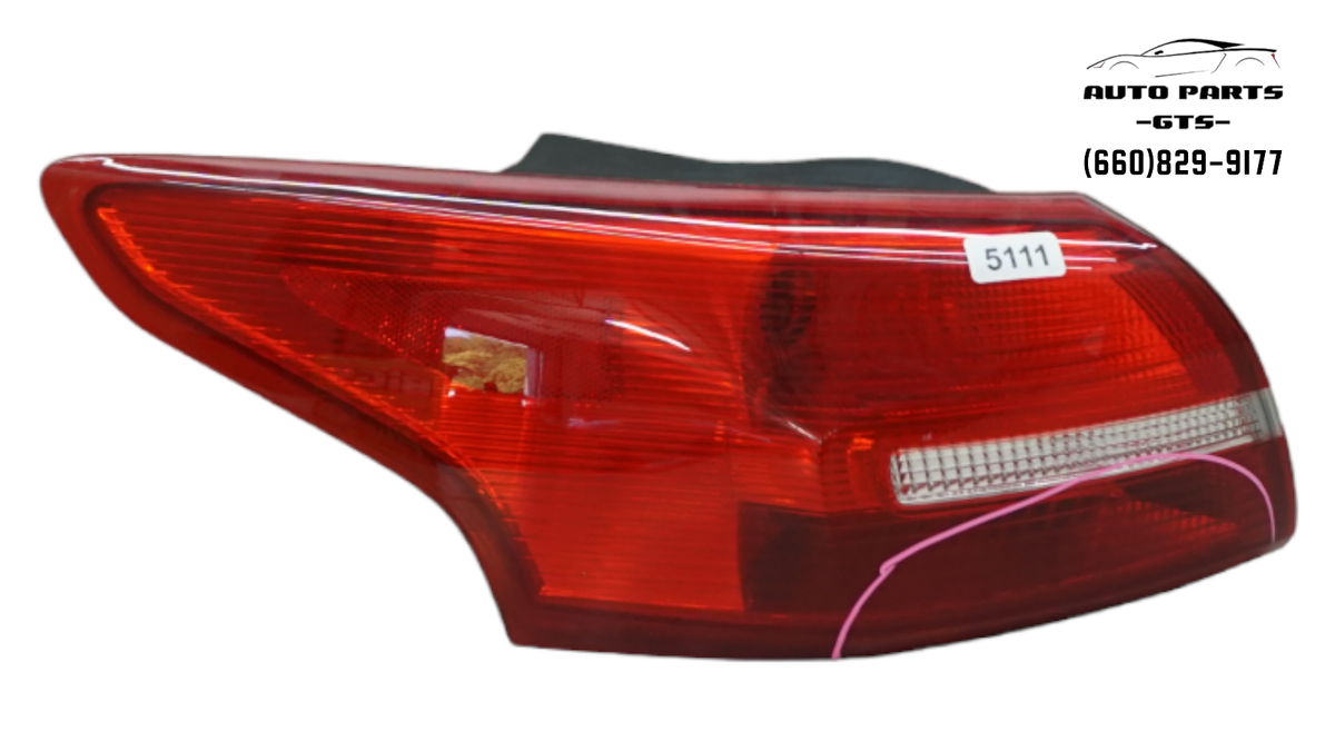 Đèn Hậu Miếng Ngoài Trái Ford Focus Mã phụ tùng F1EB13405