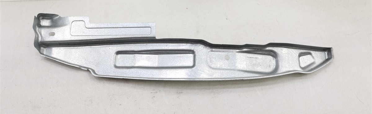 Ốp Phồng Cửa Sau Trái Ford Everest Mã phụ tùng ua6g51rf0e04