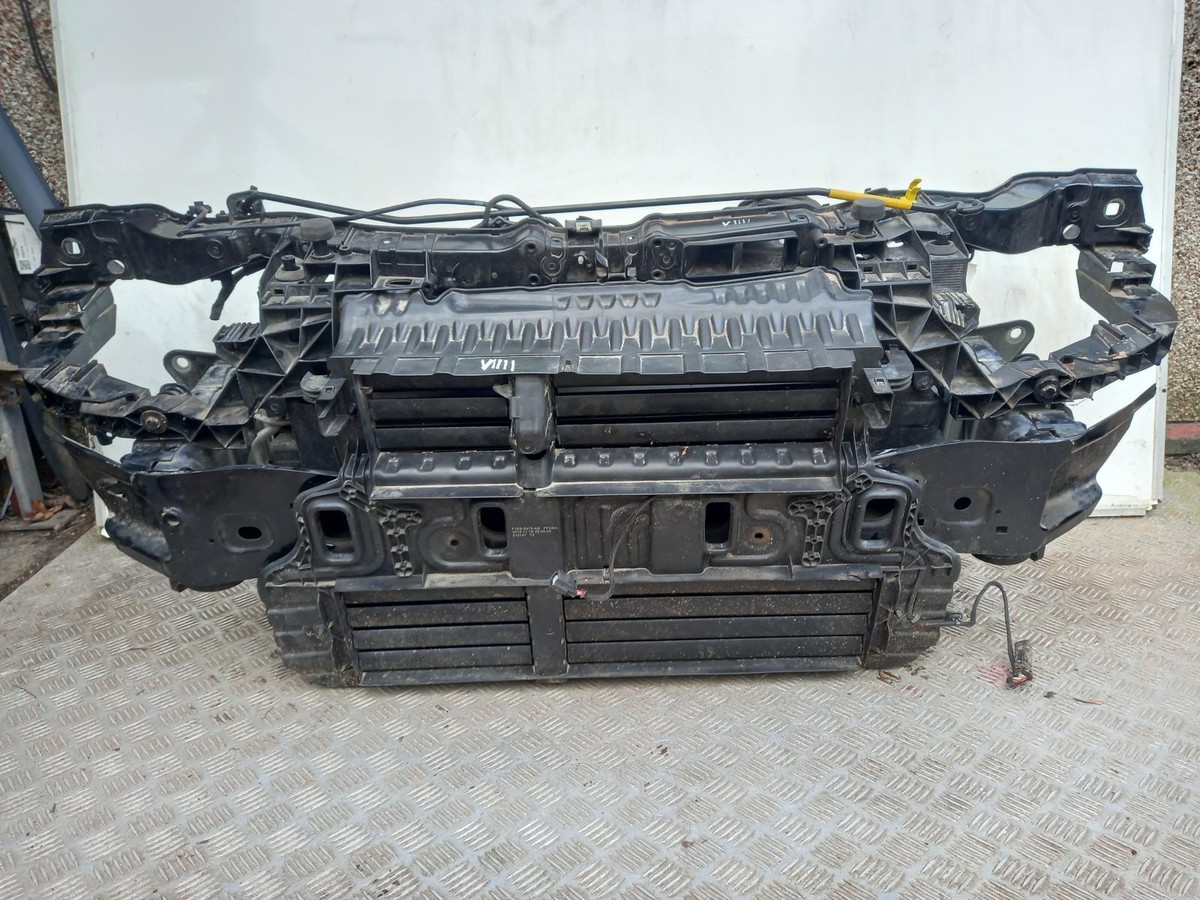 Cánh Lấy Gió Liền Mô Tơ Ford Focus Mã phụ tùng F1EB8475AG