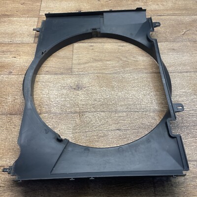 Lồng Quạt Ford Ranger Mã phụ tùng WL5115211C