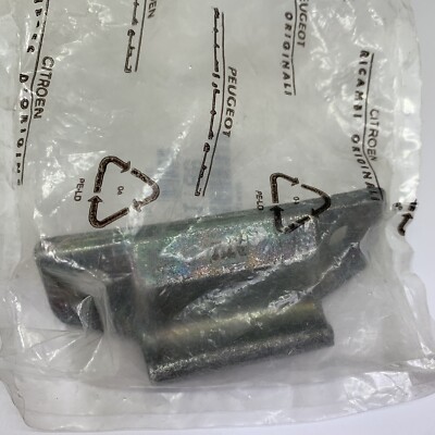 Két Nước 2.2 Ford Ranger OEM 918188