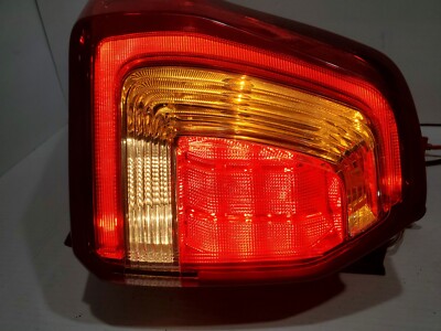 Đèn Hậu Phải Ford Explorer Mã phụ tùng FB5313A414A
