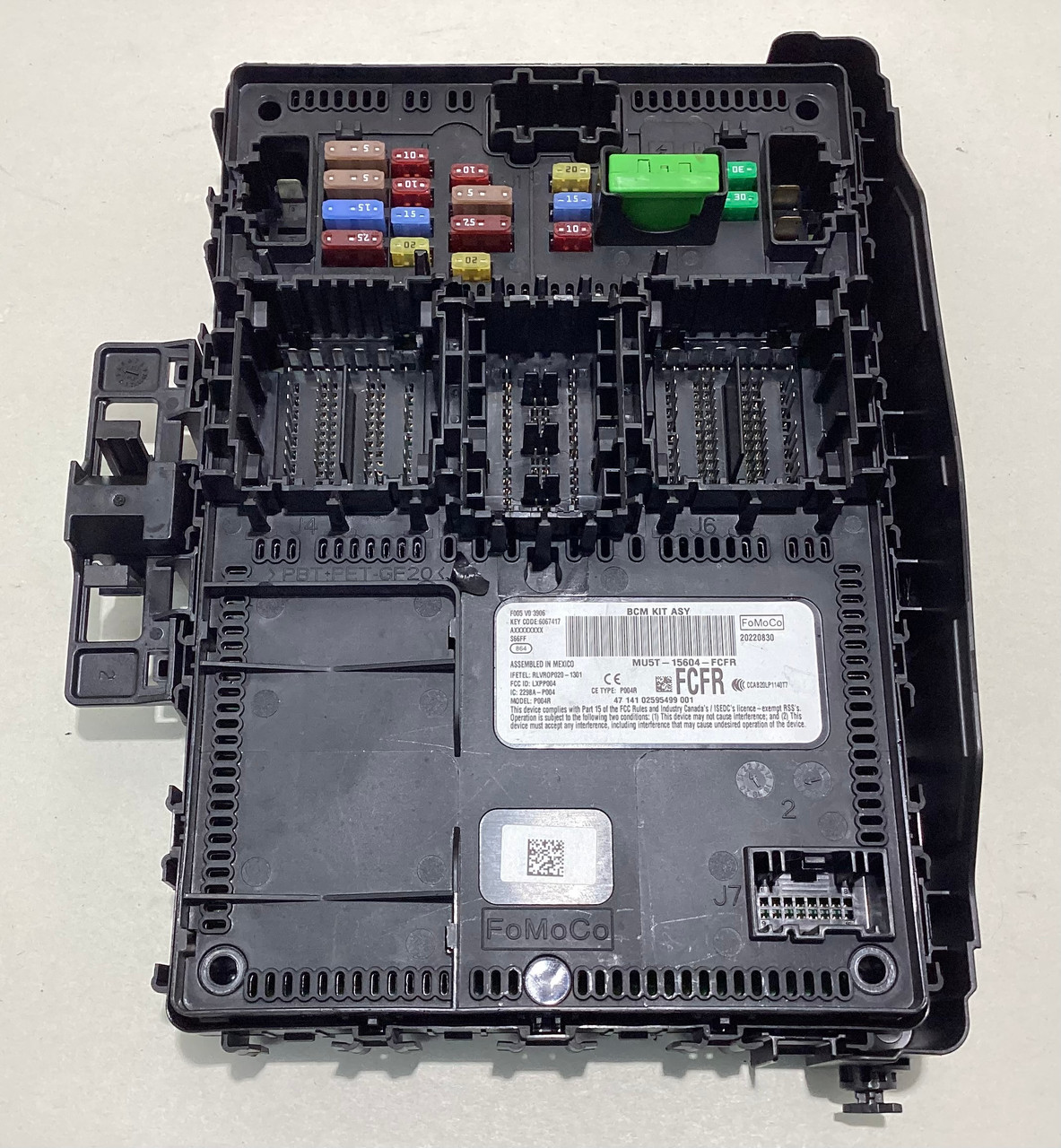 Cây Láp Phải Ford Ranger OEM MD202560XB-TOK