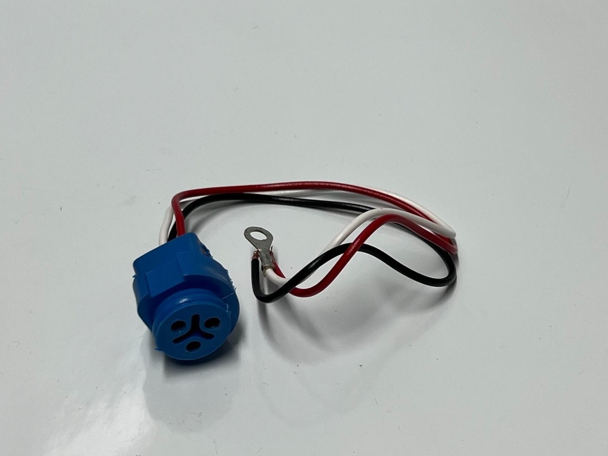 Lọc Dầu Động Cơ Ford Fiesta Mã phụ tùng Z6Y114302A
