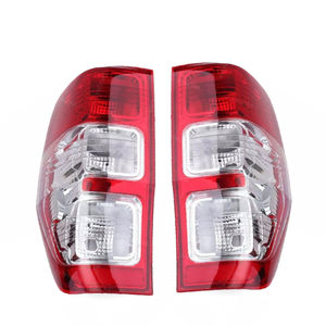 Đèn Hậu Trái Viền Trắng Ford Ranger Mã phụ tùng DB3913405AA