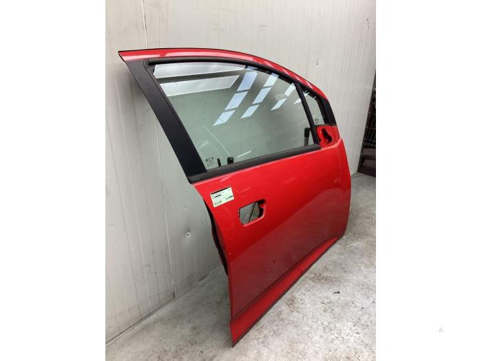 Cánh Cửa Trước Phải Chevrolet Spark OEM 95158918