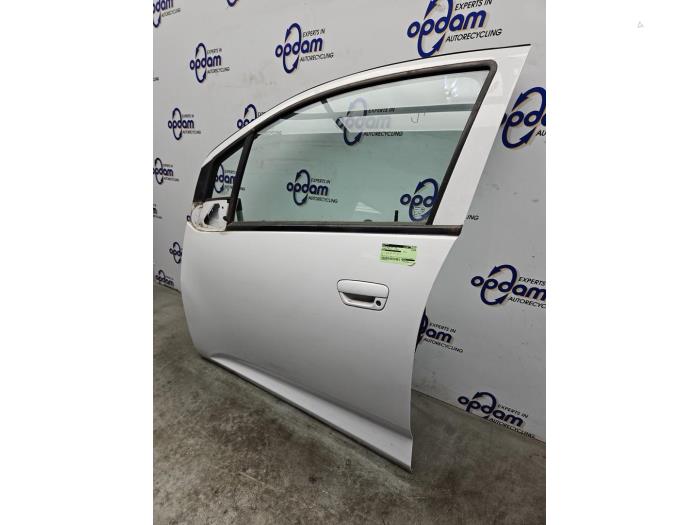 Cánh Cửa Trước Trái Chevrolet Spark Mã phụ tùng 95034196