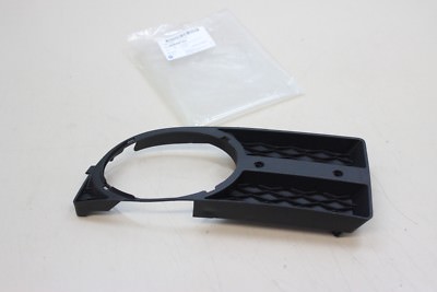 Giá Bắt Đèn Gầm Phải Chevrolet Aveo Mã phụ tùng 96648782