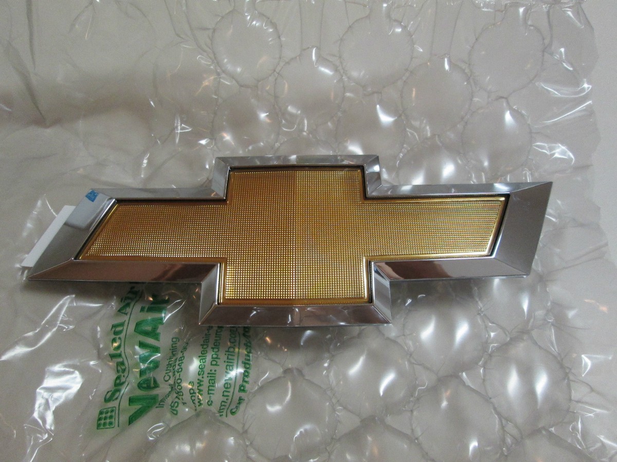 Logo Cản Trước Chevrolet Cruze Mã phụ tùng 95032016
