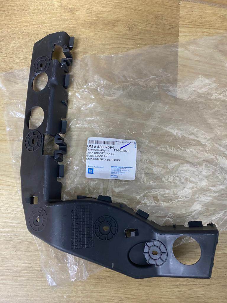 Giá Bắt Cản Trước Phải Chevrolet Colorado Mã phụ tùng 52037594