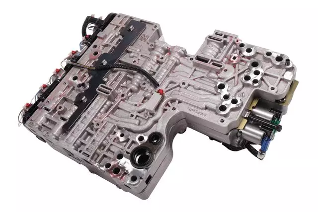 Lá Côn 1.5L / 1.6L Chevrolet Aveo OEM DW23