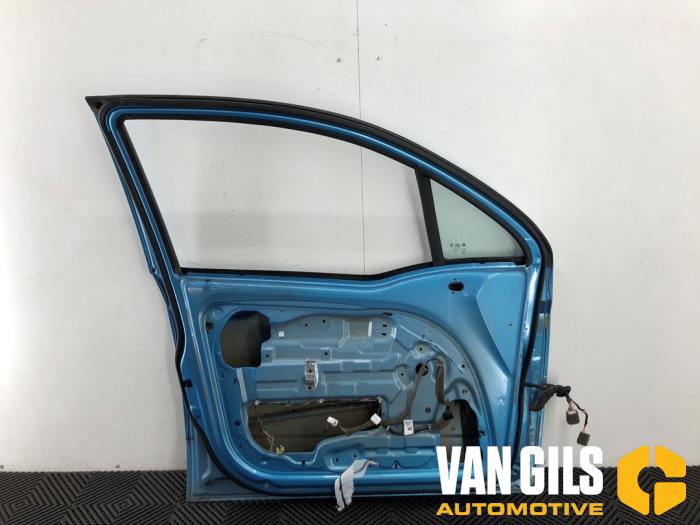Cánh Cửa Trước Trái Chevrolet Spark Mã phụ tùng 96601157