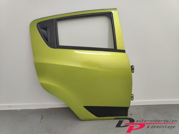 Cánh Cửa Sau Phải Chevrolet Spark Mã phụ tùng 95912985