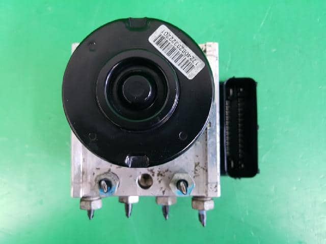Cụm Điều Khiển Abs Chevrolet Cruze Mã phụ tùng 13347777