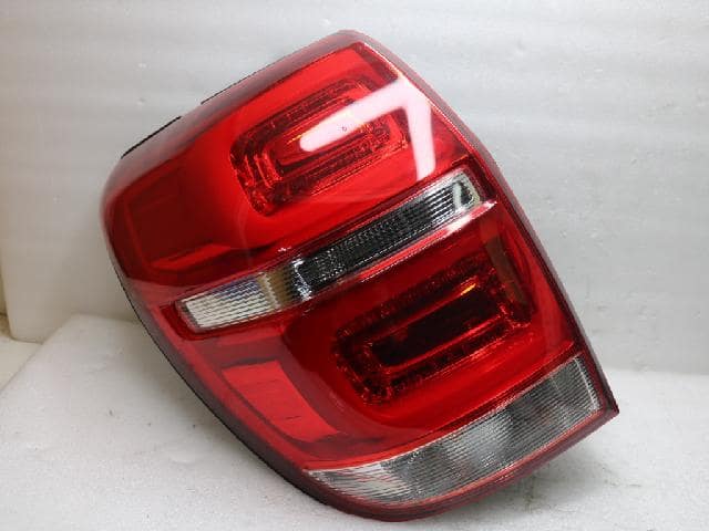 Tấm Phản Quang Cản Sau Chevrolet Captiva Mã phụ tùng 95416785