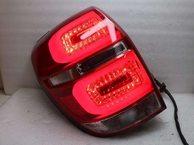 Tấm Phản Quang Cản Sau Chevrolet Captiva Mã phụ tùng 95416785