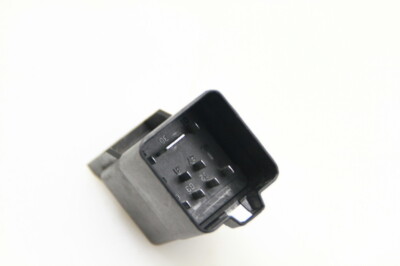 Rơ Le Điều Khiển Bu Gi Sấy (Máy Dầu) Chevrolet Captiva OEM 0281003041
