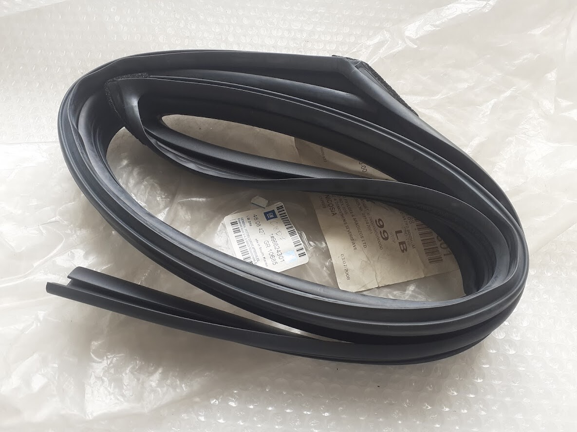 Gioăng Trượt Kính Trước Phải Chevrolet Captiva Mã phụ tùng 96624301