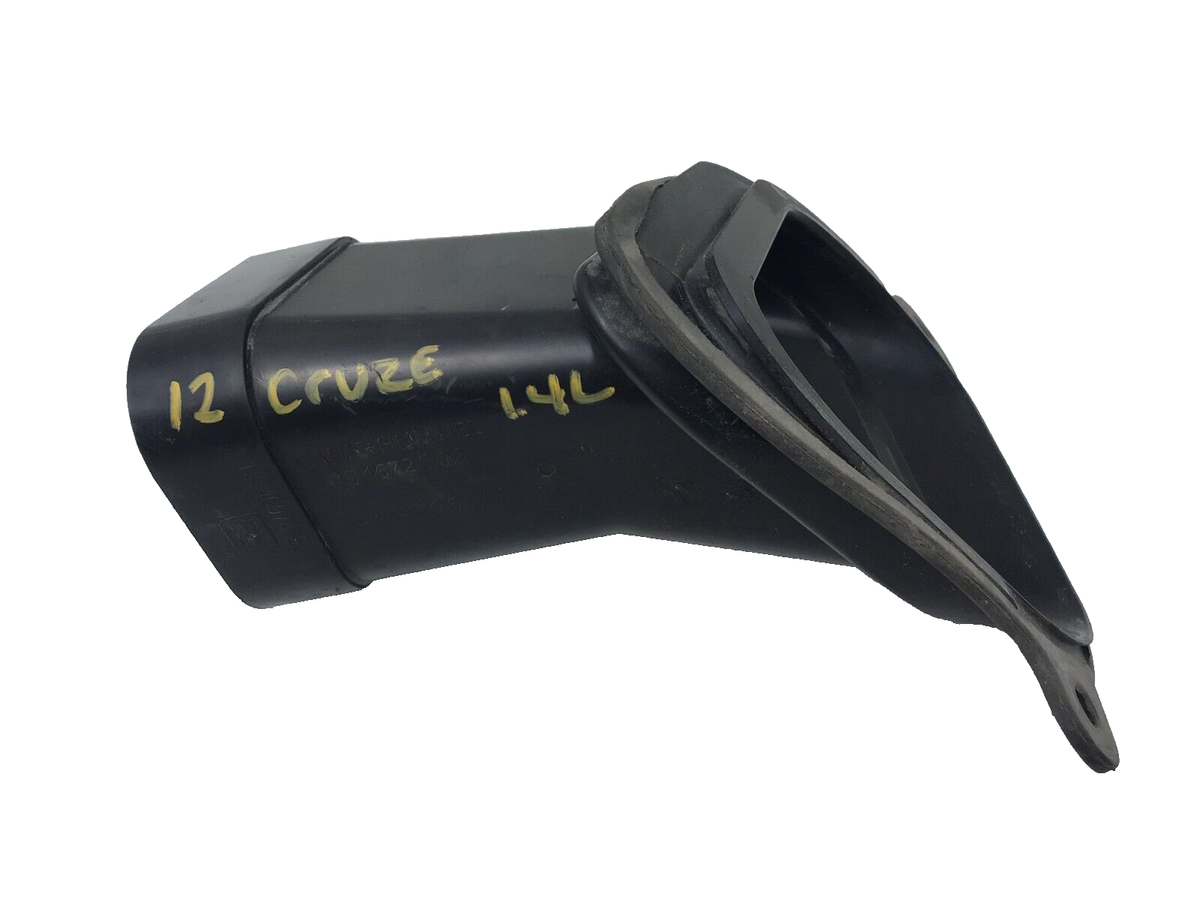 Ống Nối Hộp Lọc Gió Sơ Cấp Và Thứ Câp Chevrolet Cruze Mã phụ tùng 13346074