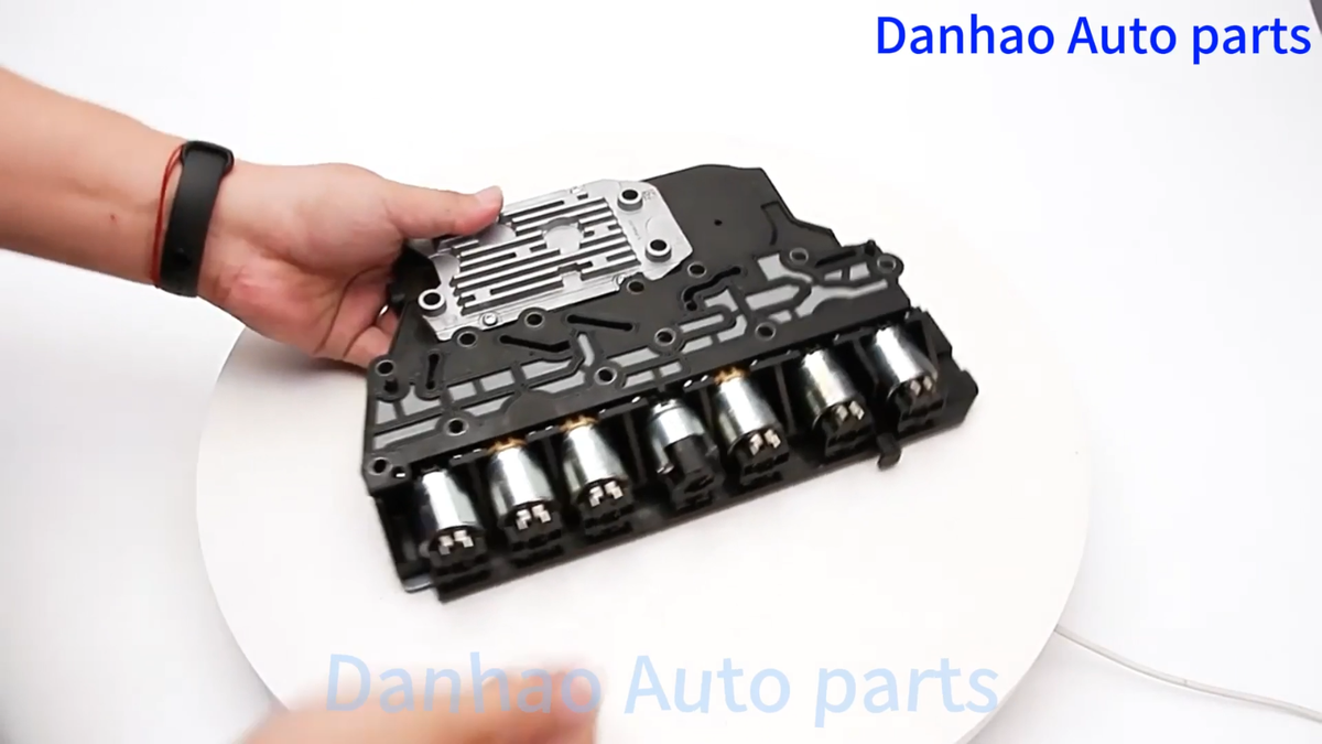 Van Điều Khiển Đường Dầu Hộp Số 2011/2012 Chevrolet Orlando Mã phụ tùng 24275858