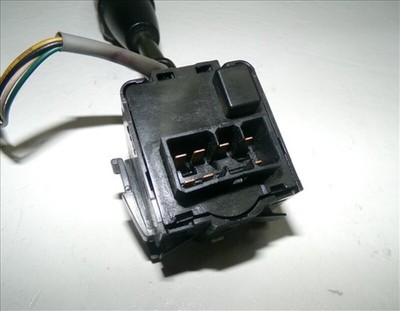 Công Tắc Gạt Mưa 3 Tốc Độ Chevrolet Spark Mã phụ tùng 96540686