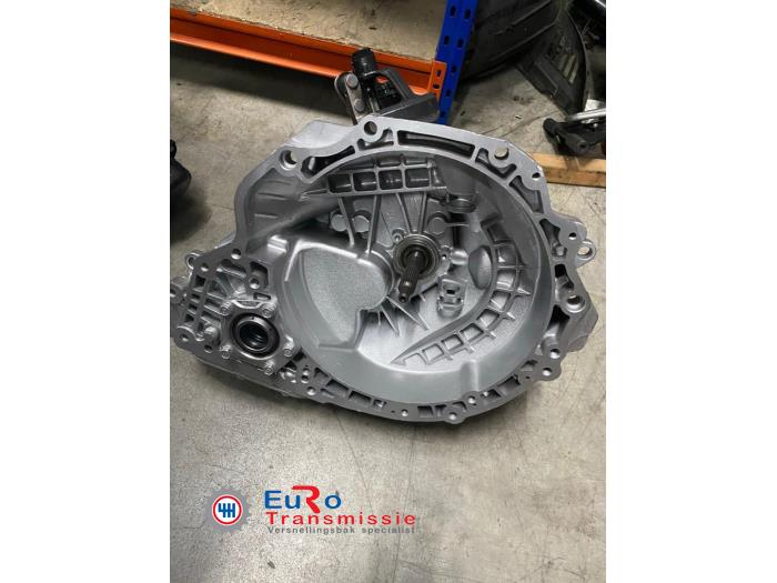 Đuôi Loa Hộp Số Chevrolet Cruze Mã phụ tùng 96175844