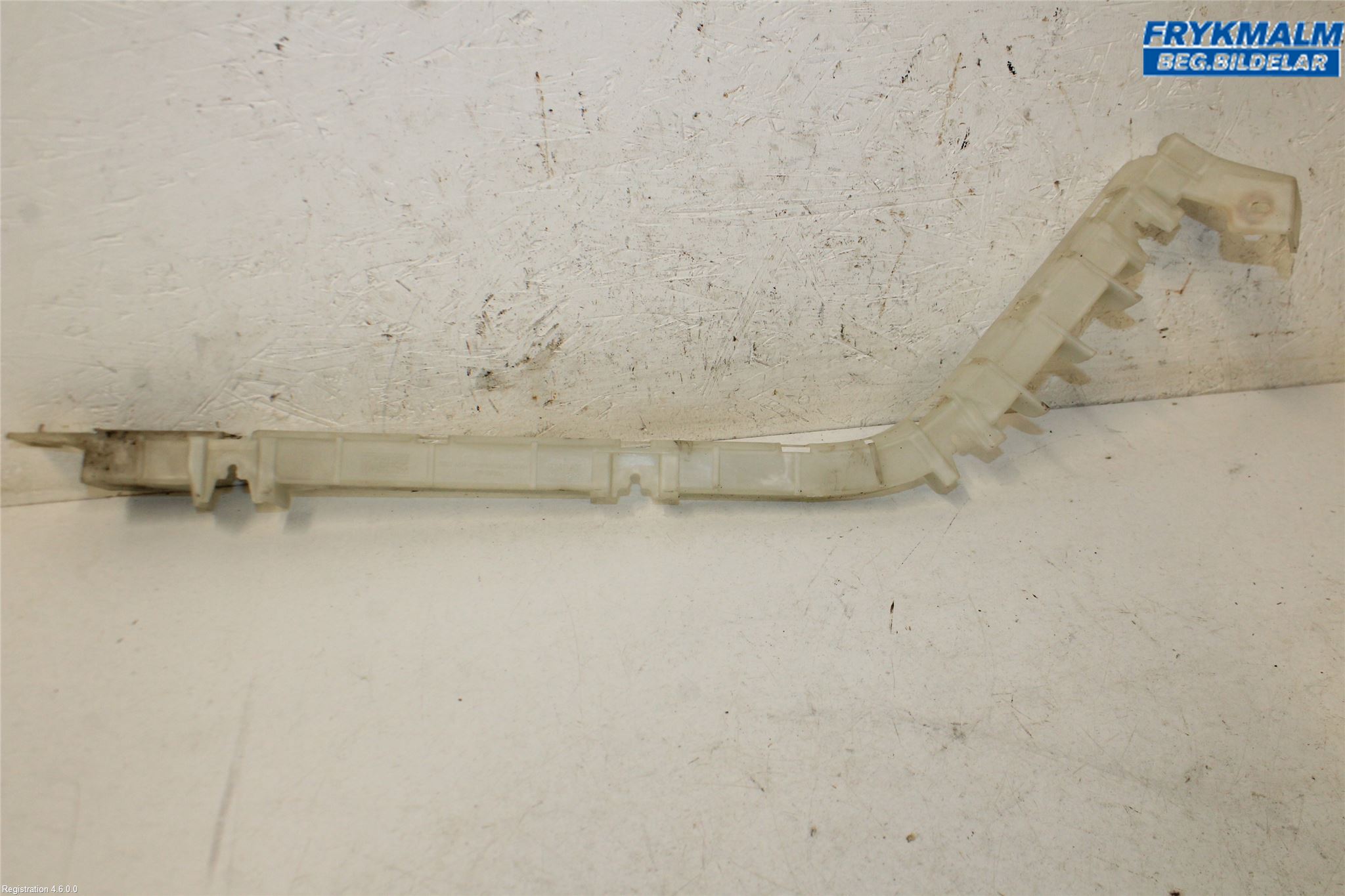 Nẹp Cài Cản Sau Phải Chevrolet Captiva Mã phụ tùng 95133855