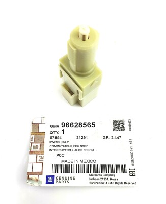 Công Tắc Đèn Phanh Chevrolet Captiva Mã phụ tùng 96628565