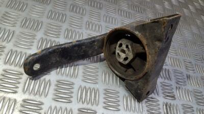 Chân Treo Đầu Hộp Số At Chevrolet Vivant Mã phụ tùng 96413925