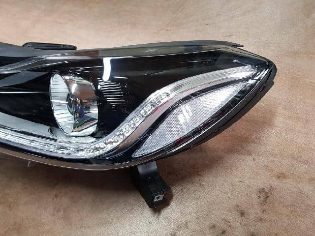 Đèn Pha Trái Chevrolet Trax Mã phụ tùng 42649629