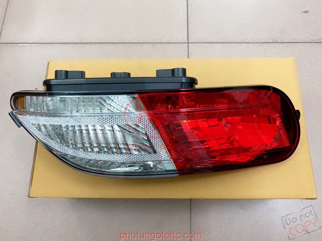 Đèn Cản Sau Phải Chevrolet Trailblazer Mã phụ tùng 52048954