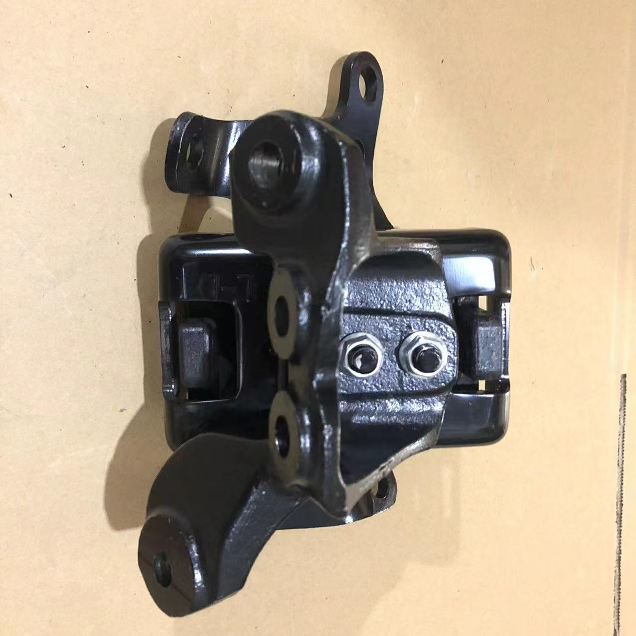Chân Treo Hộp Số Chevrolet Colorado Mã phụ tùng 52037205