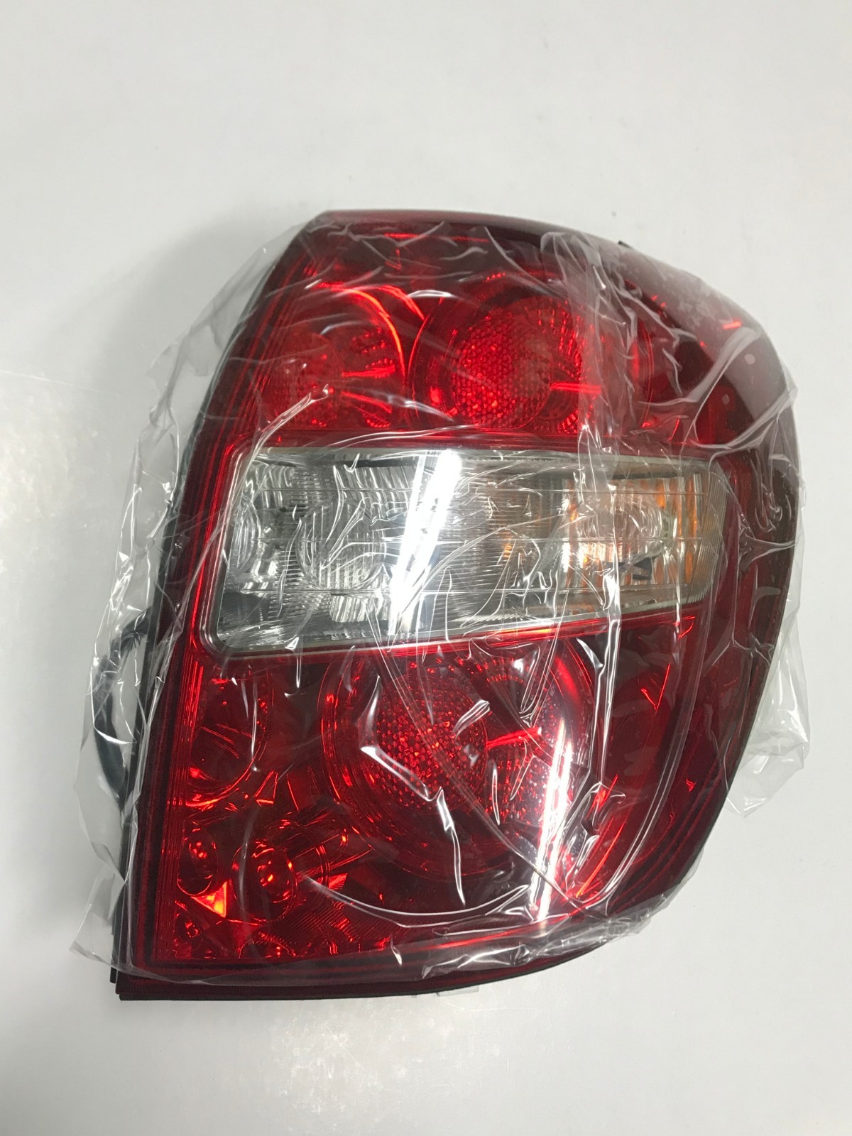 Đèn Hậu Phải Chevrolet Captiva Mã phụ tùng 96626994