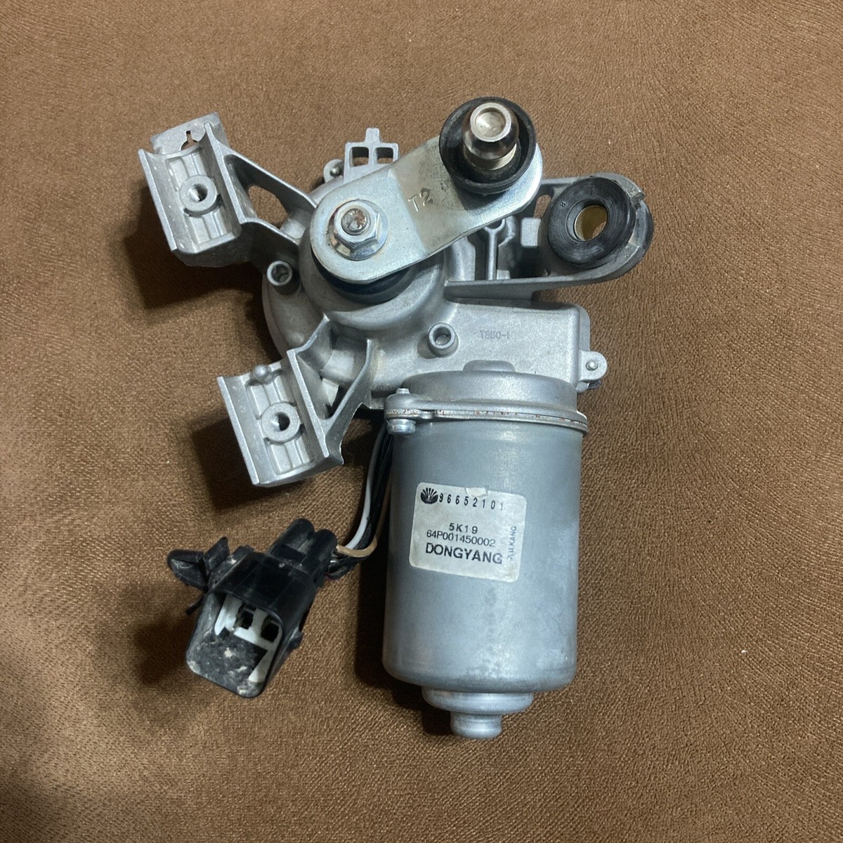 Mô Tơ Gạt Mưa Chevrolet Aveo Mã phụ tùng 96652101