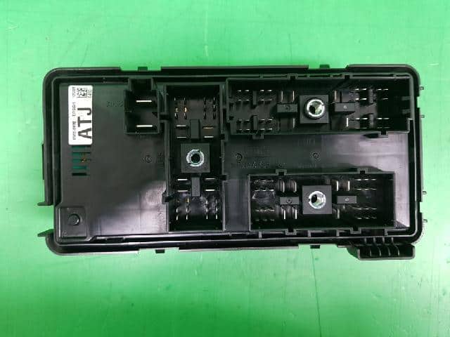 Hộp Cầu Chì Đầu Xe Chevrolet Spark Mã phụ tùng 95020932