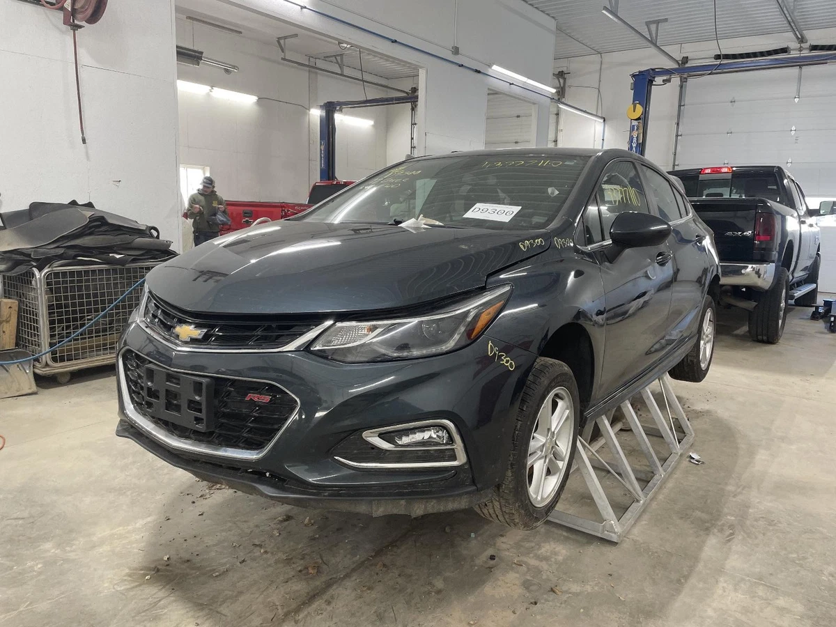 Mặt Gương Phải Chevrolet Cruze Mã phụ tùng 96893033