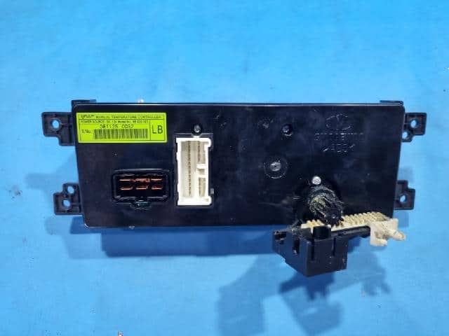 Công Tắc Điều Khiển Điều Hòa Cơ Chevrolet Captiva Mã phụ tùng 96820193
