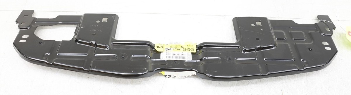Ốp Mạ Crom Đèn Gầm Phải Chevrolet Spark Mã phụ tùng 95375746