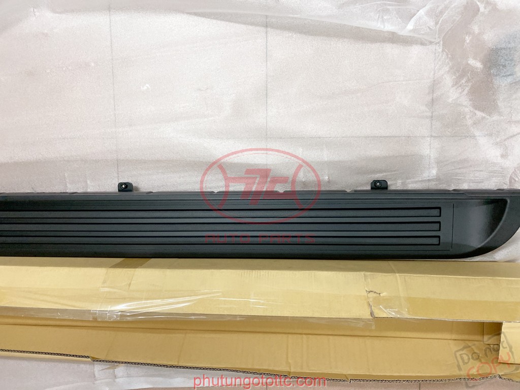 Bệ Bước Chân Phải Chevrolet Colorado Mã phụ tùng 52141722