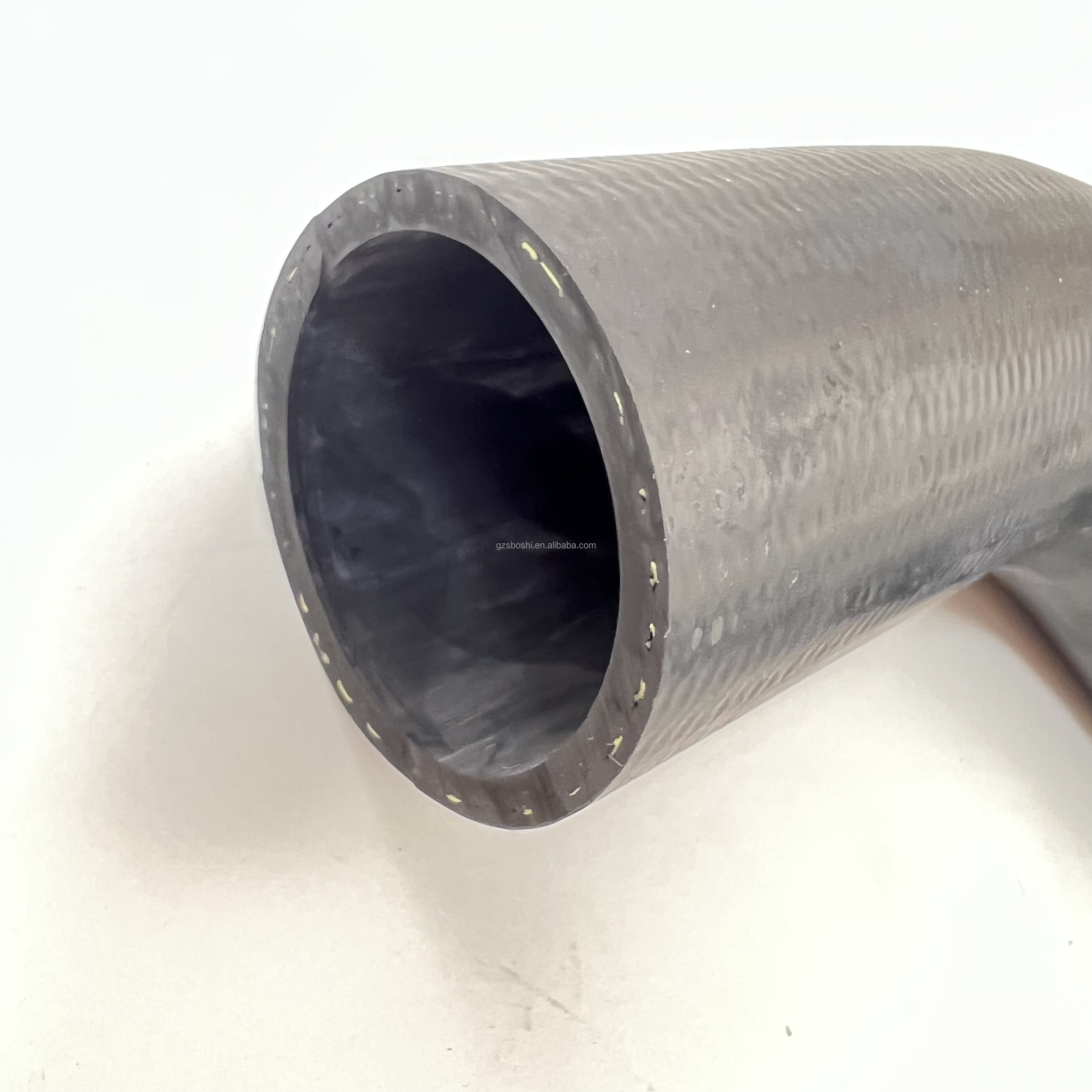 Ống Nước Vào Két Turbo Chevrolet Colorado Mã phụ tùng 52027683