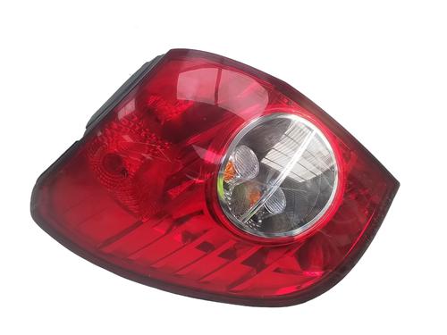 Đèn Hậu Trái (Kính Đèn) Chevrolet Captiva Mã phụ tùng 96830937