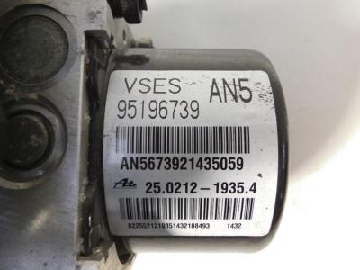 Đế Điện Cụm Điều Khiển Abs Chevrolet Captiva Mã phụ tùng 20946171