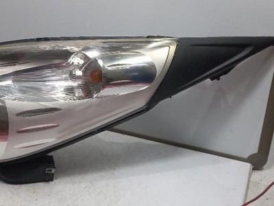 Đèn Pha Phải - Có Chóa Chevrolet Spark Mã phụ tùng 95226891