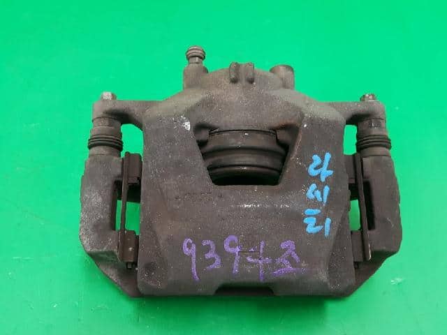 Cụm Xương Phanh Trước - R Chevrolet Cruze Mã phụ tùng 13301190