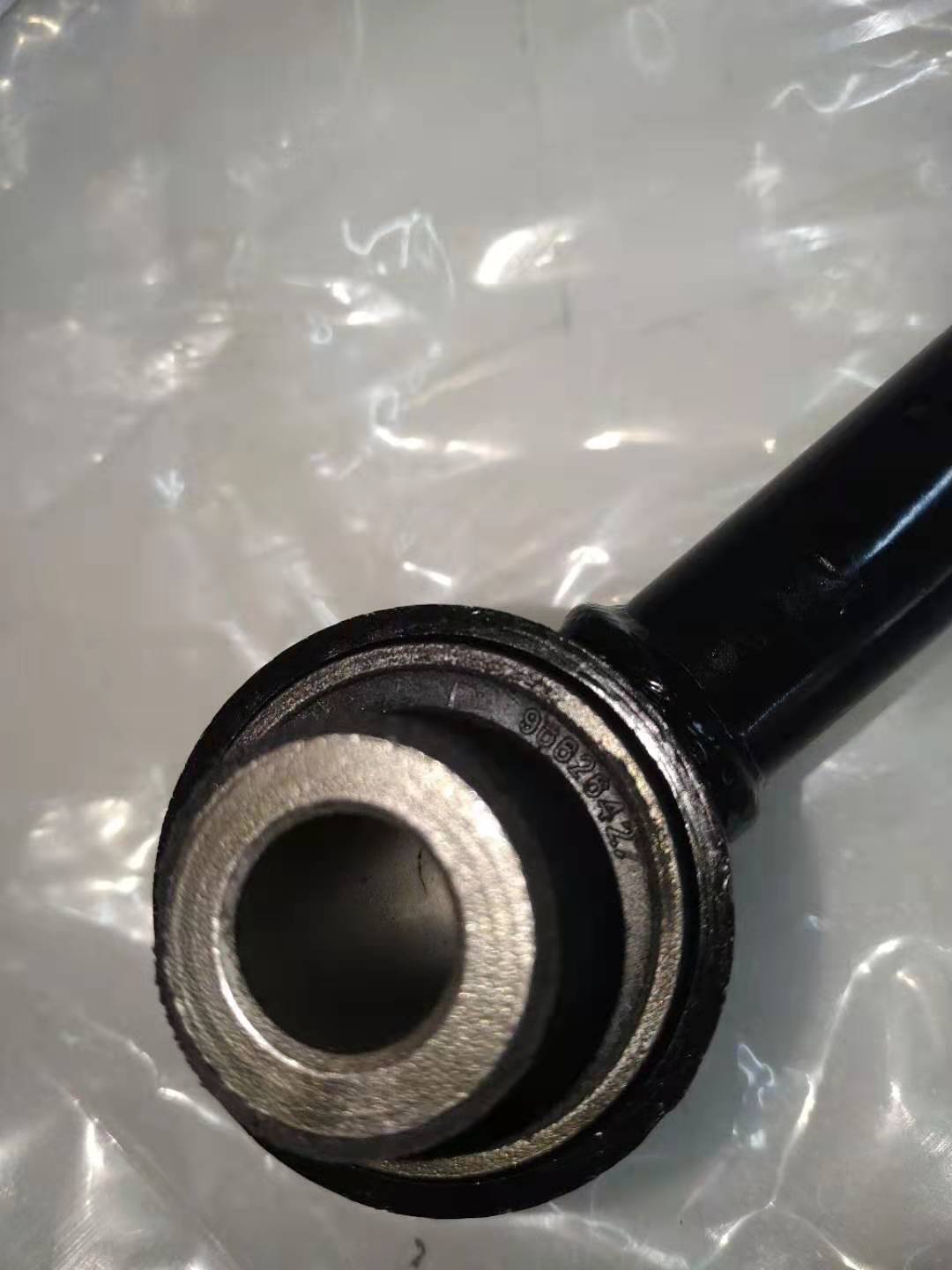 Thanh Giằng Ngang Cầu Sau Chevrolet Captiva Mã phụ tùng 96626425