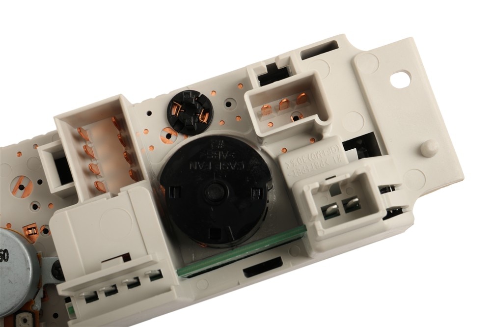 Két Nước At (Máy Xăng) Chevrolet Captiva OEM 79189-AT